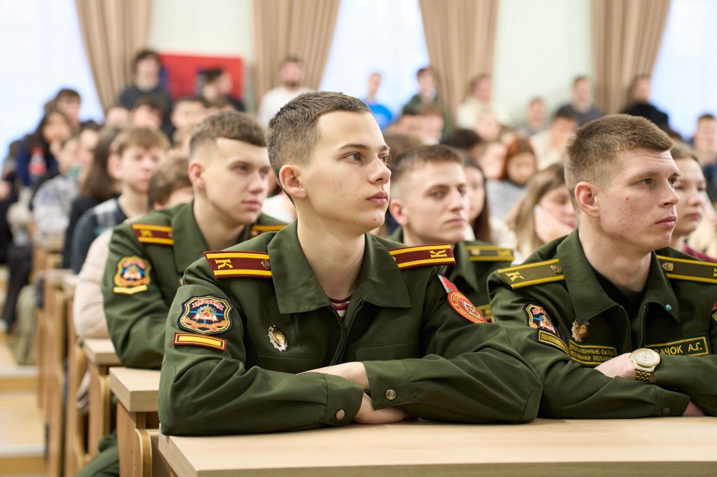 Профилактика правонарушений в молодежной среде. В БНТУ прошла диалоговая площадка